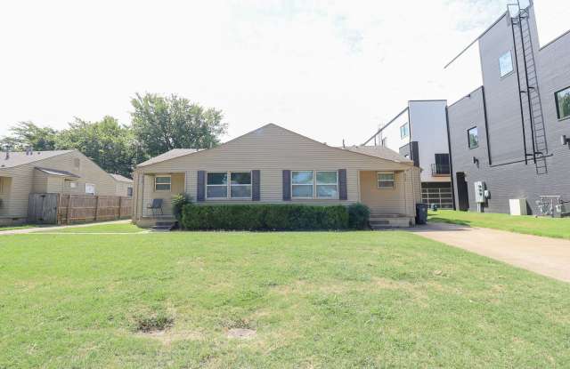 Beautiful 2 Bed 1 Bath in Quiet Area - NO PETS ALLOWED photos photos Beautiful 2 Bed 1 Bath in Quiet Area - NO PETS ALLOWED photos photos