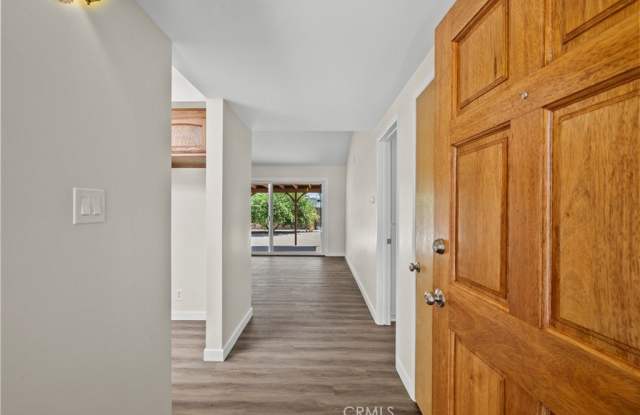 18644 Liggett Street photos photos