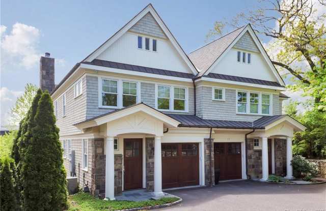 19 Woodland Drive Gallery 2