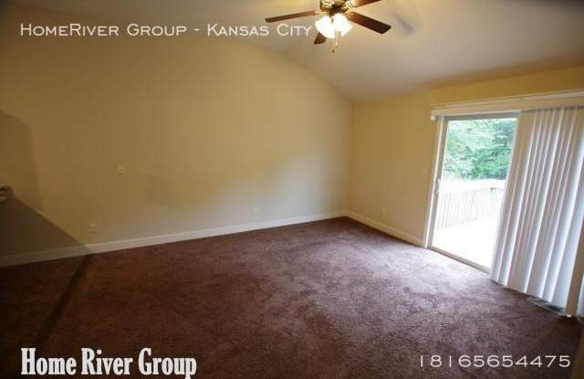 9418 N Robinhood Ave Gallery 4