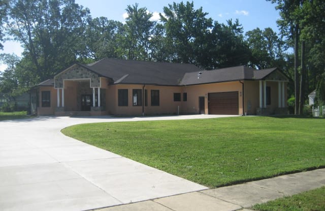 639 HIGHLAND AVENUE - 639 Highland Avenue, Golden Triangle, NJ 08002