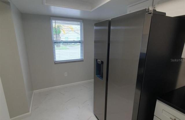 1829 ORANGE BOULEVARD Way Gallery 3