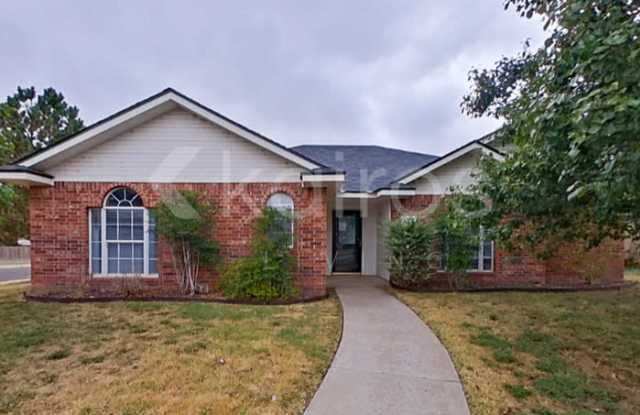 6212 Leigh Avenue - 6212 Leigh Avenue, Amarillo, TX 79118