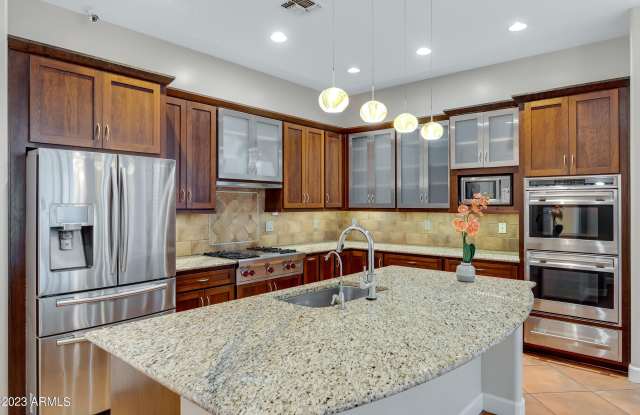 5621 E GROVERS Avenue - 5621 East Grovers Avenue, Phoenix, AZ 85254