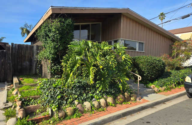 Pacific Beach 2-br House + Garage photos photos Pacific Beach 2-br House + Garage photos photos