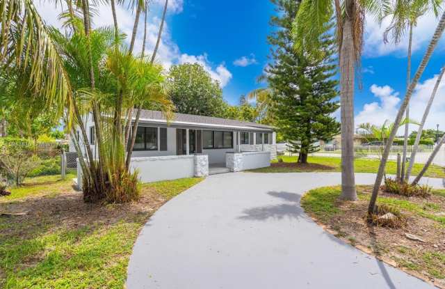 1041 NW 199th St - 1041 Northwest 199th Street, Miami Gardens, FL 33169