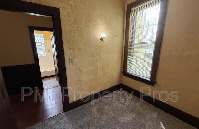2441 N Dr. William Finlayson St (Upper) Gallery 2