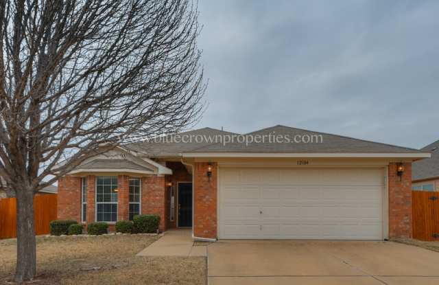 12104 Treeline Dr - 12104 Treeline Drive, Fort Worth, TX 76036