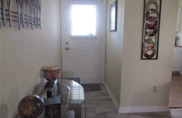 471 INSULL Court Gallery 2