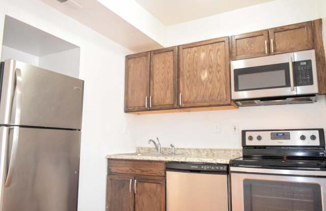 5012 Virginia Ave - 5012 Virginia Avenue, St. Louis, MO 63111