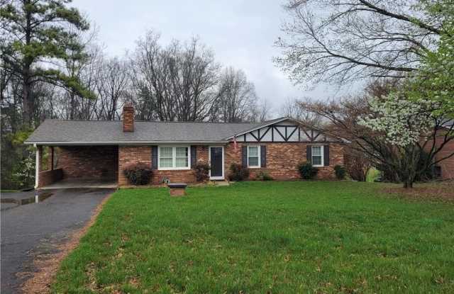 136 Holly Hill Drive - 136 Holly Hill Drive, Surry County, NC 27030