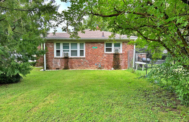 4002 N Edmondson Avenue Gallery 4