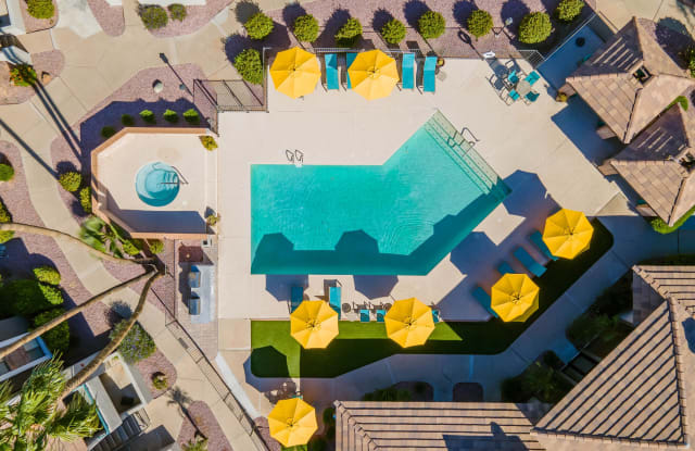 The Bella photos photos