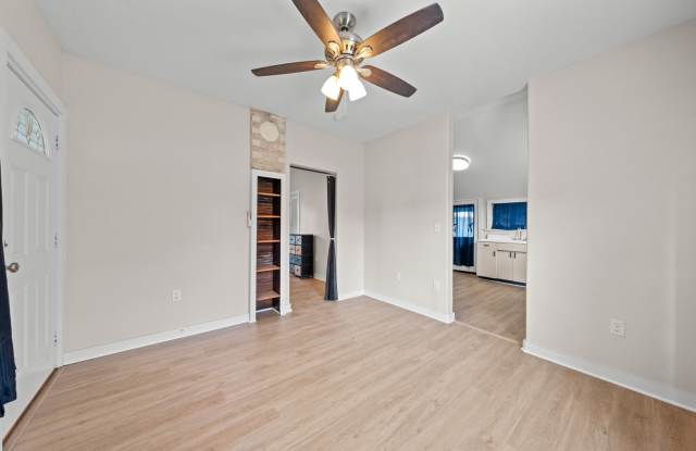 CHARMING DOWNTOWN ST. CLOUD COTTAGE – 2 BEDROOM / 1 BATH Gallery 4