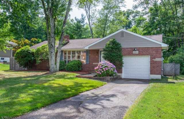 18 Hillcrest Ter - 18 Hillcrest Terrace, Lincoln Park, NJ 07035