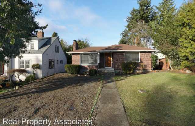 3809 N 10th St - 3809 North 10th Street, Tacoma, WA 98406