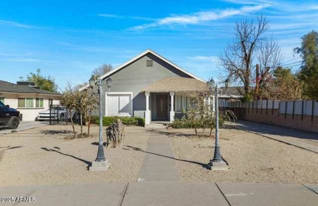 215 N Hobson Road photos photos