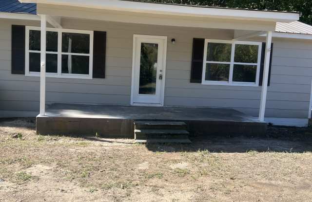 1895 County Road 1598 Gallery 1
