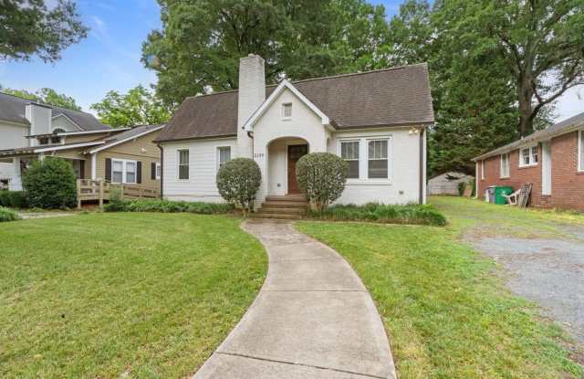 2130 Chesterfield Avenue photos photos