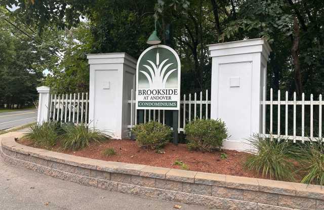 450 Brookside Dr Gallery 1