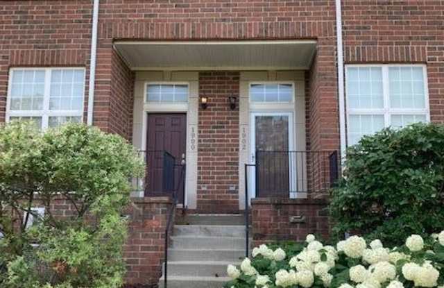 1900 Lindsay Lane Gallery 2