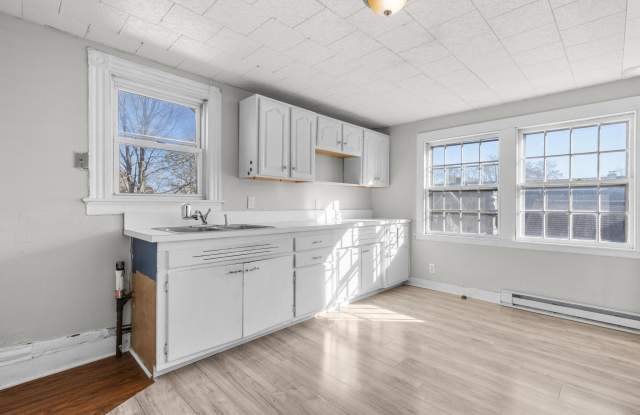 79 Maple Street - 3rd Flr photos photos