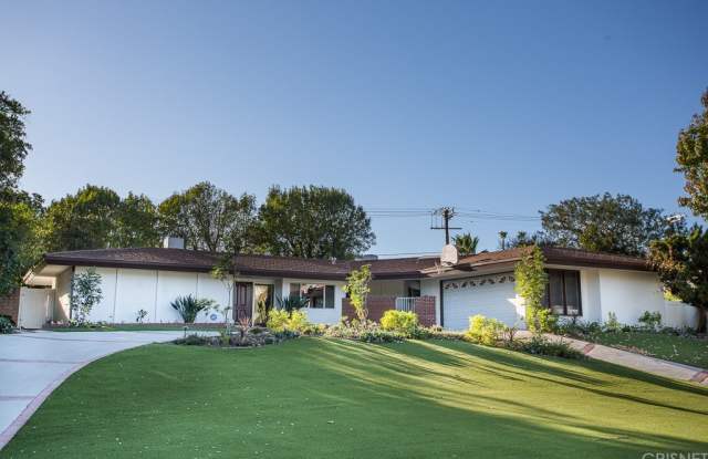 9461 Givens Place - 9461 Givens Place, Los Angeles, CA 91325