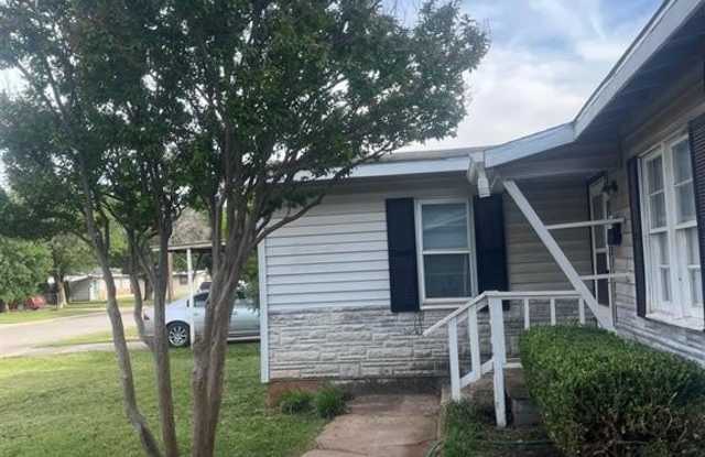 1326 S Bowie Drive photos photos