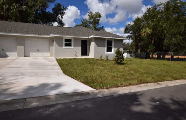 2 Bedroom, 2 Bath Duplex For Rent at 122 W. Doane Avenue Eustis, Fl. 32726 - 122 West Doane Avenue, Eustis, FL 32726
