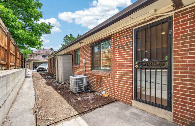 Beautiful Cherry Creek Condo Gallery 4