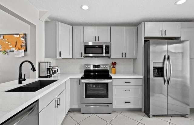 12875 Spinnaker Lane Gallery 2