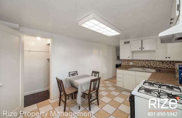 1535 E 3350 S #B Gallery 3