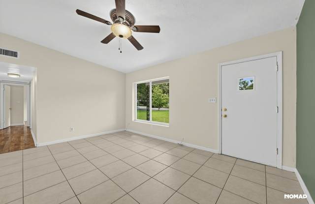 Charming 3BR/ 2BA House in Maitland Gallery 4