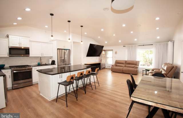 9523 NORTHEAST Avenue photos photos