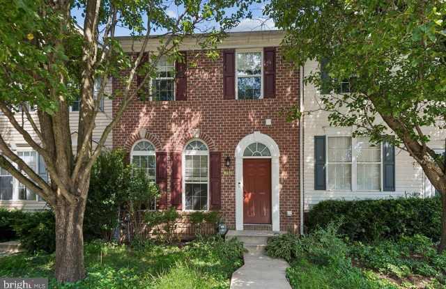 232 MARY JANE Lane Gallery 1