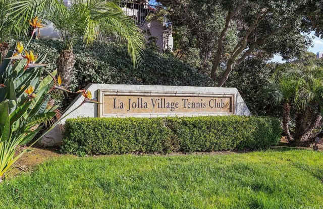 Super Spacious 2-Bedroom 2.5-Bathroom La Jolla UTC Townhome with 2-car garage photos photos