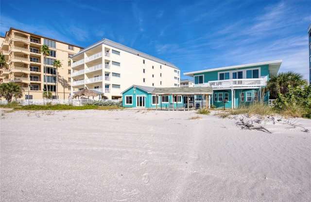 19506 GULF BOULEVARD Gallery 3