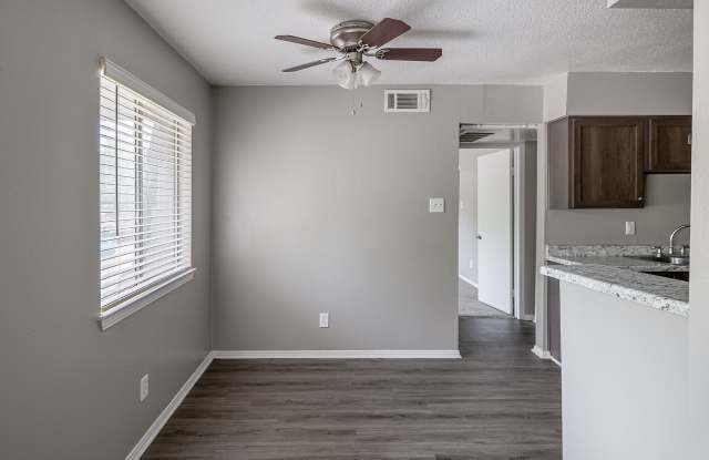 De Soto Park Apartments Gallery 2