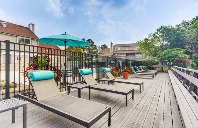 Haven on Long Grove Apartments and Townhomes Gallery 3