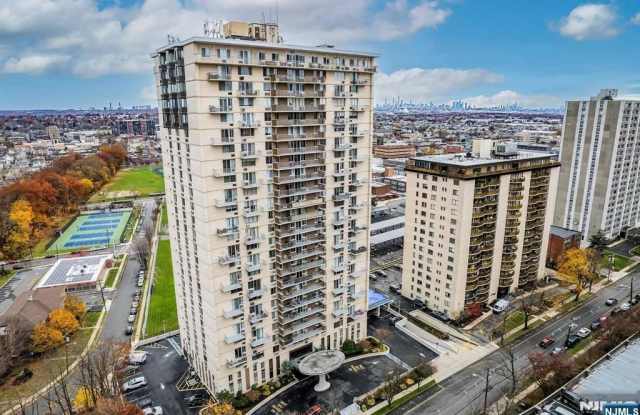 160 Overlook Avenue 12E2 photos photos
