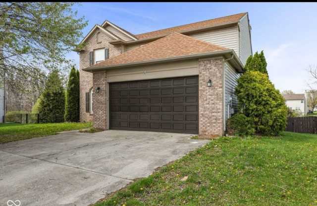 Spacious 4BR House in Indianapolis w/ separate apartment! photos photos