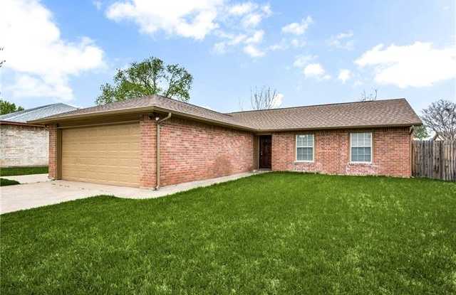 6565 Westridge Drive - 6565 Westridge Drive, Watauga, TX 76148