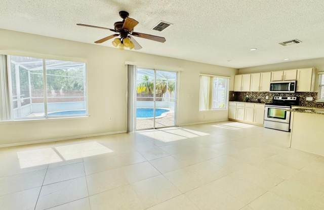 1203 SANDESTIN Way Gallery 3