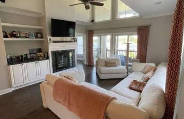 18700 Nautical Drive Gallery 2