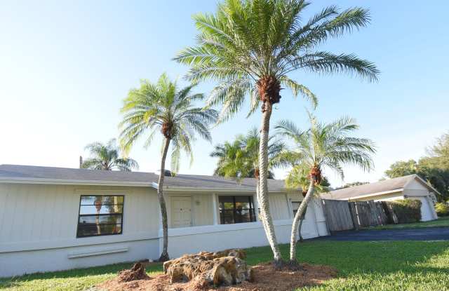 9823 Spanish Isles Drive - 9823 Spanish Isles Drive, Palm Beach County, FL 33496