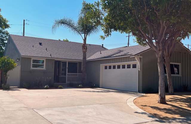 6945 Cedros Ave photos photos