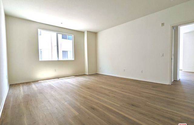 13024 Union Avenue photos photos