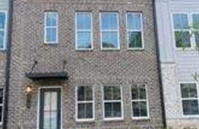 2242 Whistler Way NE Gallery 1