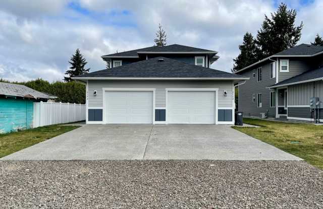 Beautiful 3 Bedroom Duplex with Garage! photos photos Beautiful 3 Bedroom Duplex with Garage! photos photos