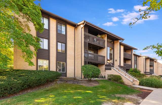 6165 Knoll Wood Court Gallery 1